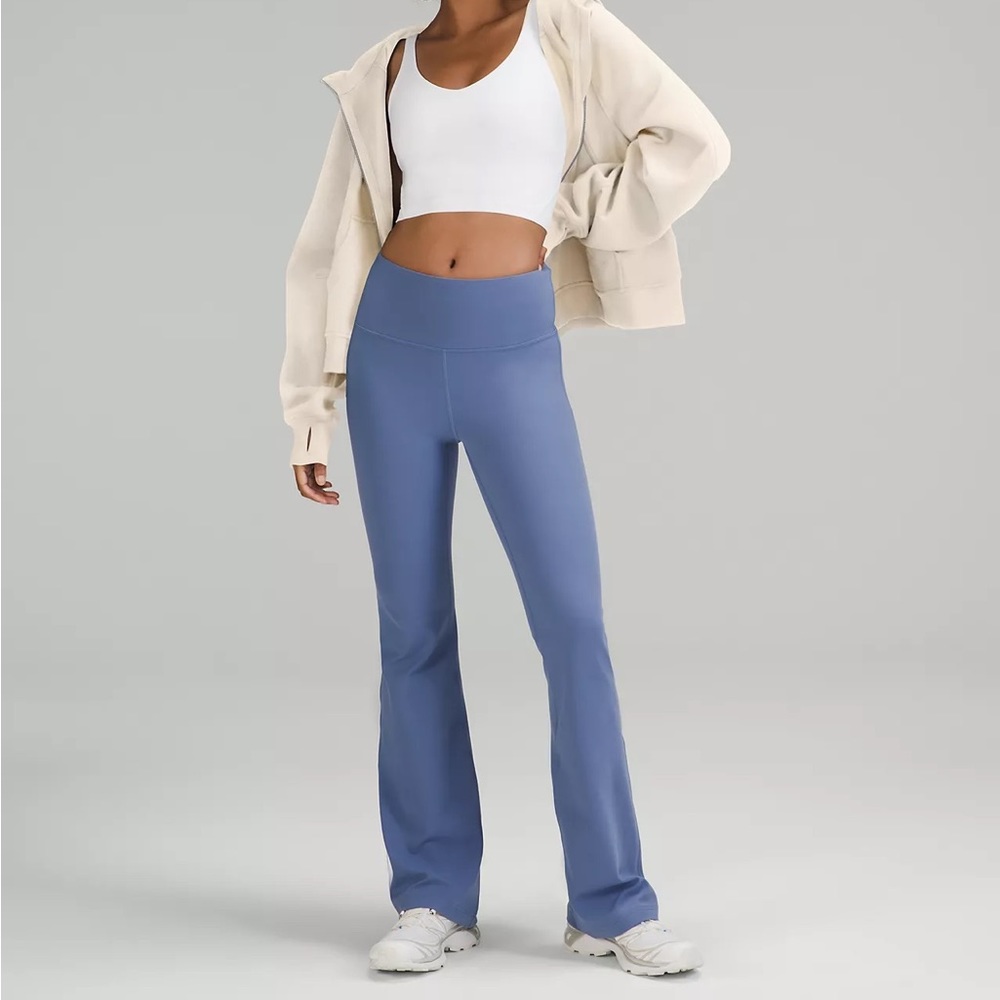 NWT lululemon Groove Super-High-Rise Flared Pant Nulu in Water Drop